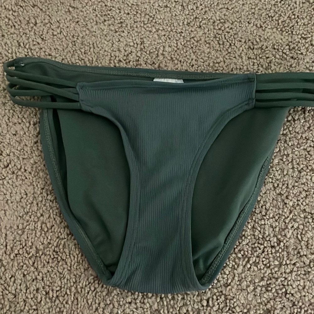 Green target bikini bottoms